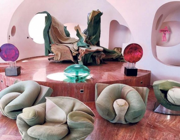 Bu məşhurun sarayı 656 milyona satılır - FOTOLAR